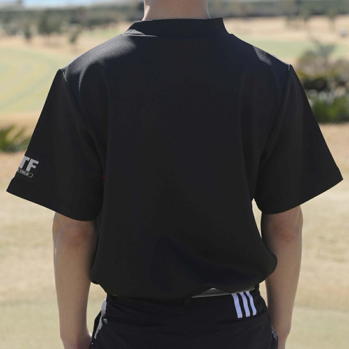 Disney】ミッキーマウス/モックネックTシャツ(BACK TO THE FIELD