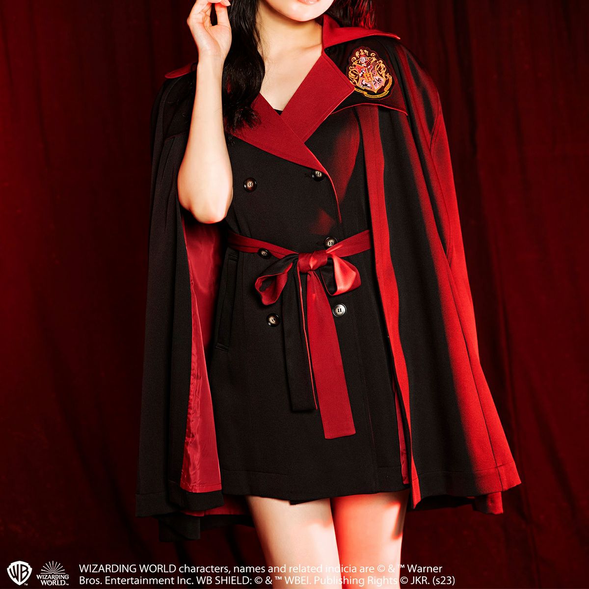 Harry Potter】ホグワーツワッペン付きケープワンピース(4GEEKs by