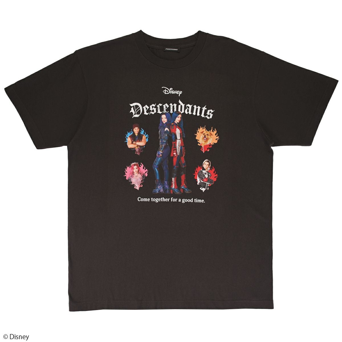 Disney ディズニー　ディセンダント　descendants Tシャツ Amazon.com: Disney Descendants: The Rise of Red Queen of Hearts