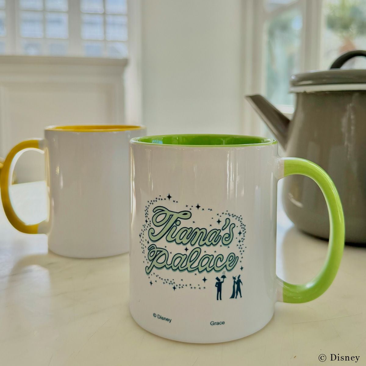 Disney】ベイマックス/ヒロ/丸型ハンドタオル(PONEYCOMB TOKYO